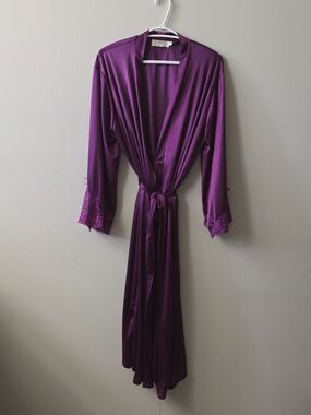 Maya Purple Satin Robe with Lace Cuff XL